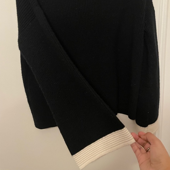 Black knit sweater - Picture 3 of 3